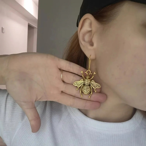 Gold Queen Bee Lucky Earrings - Picture 13 of 17